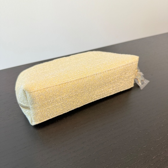 [BRAND NEW] Christian Dior Beauty GWP Gold Metallic Make-up Pouch with Logo 24 - Picture 6 of 7